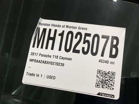 Used 2017 Porsche 718 Cayman RWD image 32