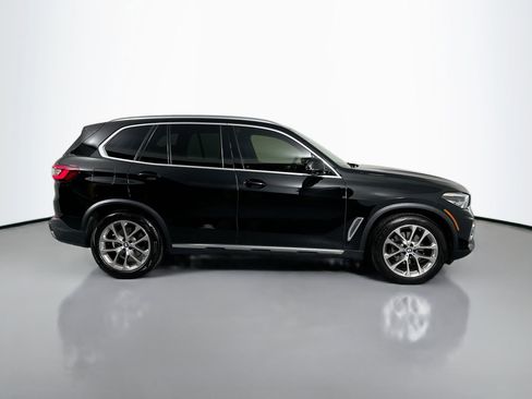 Used 2022 BMW X5 xDrive40i w/ Climate Comfort Package image 5