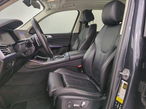 Used 2021 BMW X7 xDrive40i w/ Premium Package image 5