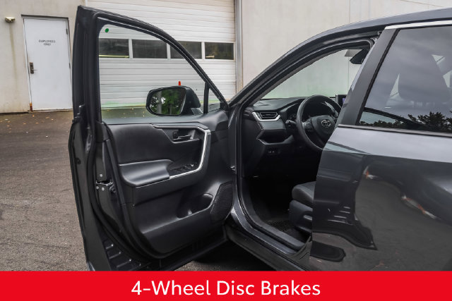 Used 2023 Toyota RAV4 LE AWD/4WD image 26