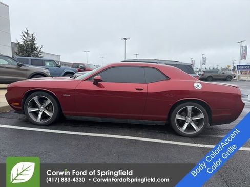 Used 2014 Dodge Challenger R/T image 11