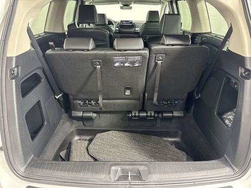 Certified 2026 Honda Odyssey Touring image 36