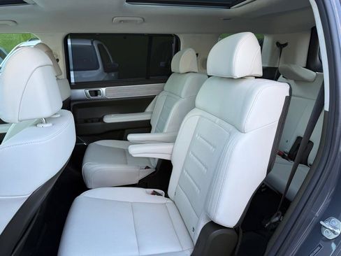 Used 2024 Hyundai Santa Fe Calligraphy image 35