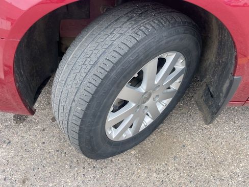 Used 2016 Chrysler Town & Country Touring w/ Driver Convenience Group image 8