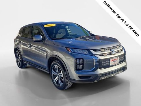 Used 2021 Mitsubishi Outlander Sport SE image 1