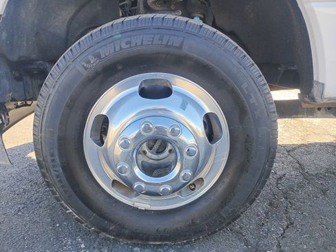 Used 2019 Ford F350 Platinum w/ Platinum Ultimate Package image 10