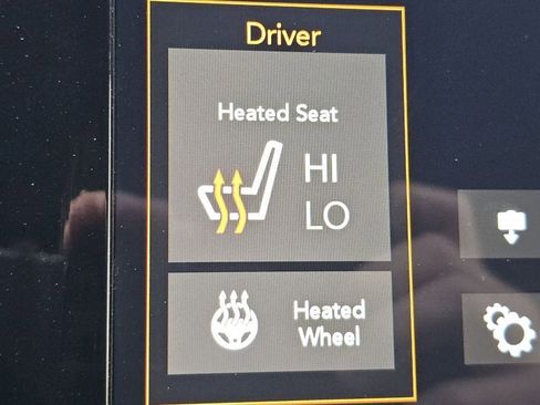 Used 2020 Jeep Grand Cherokee Altitude image 12