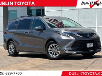 Certified 2022 Toyota Sienna XLE w/ XLE Plus Package FWD 360° Tour