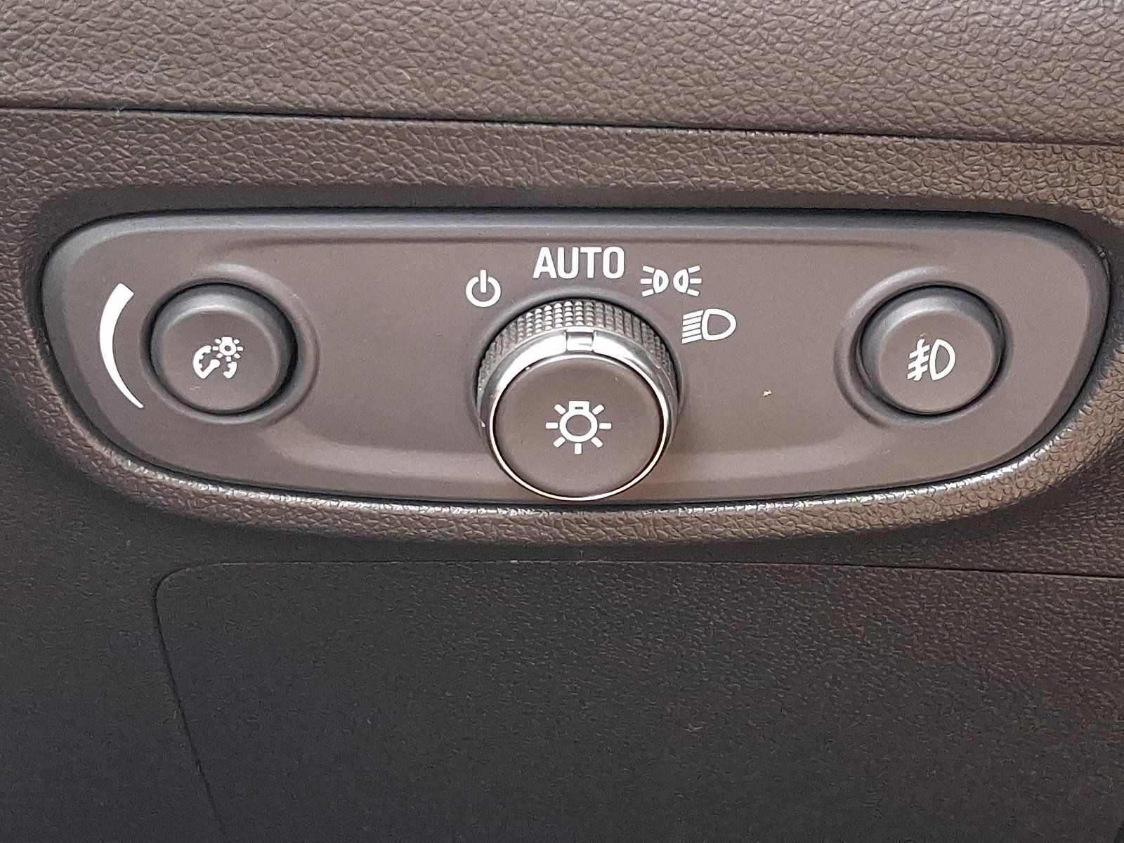 Used 2023 Buick Encore GX Select w/ Safety Package II FWD image 23