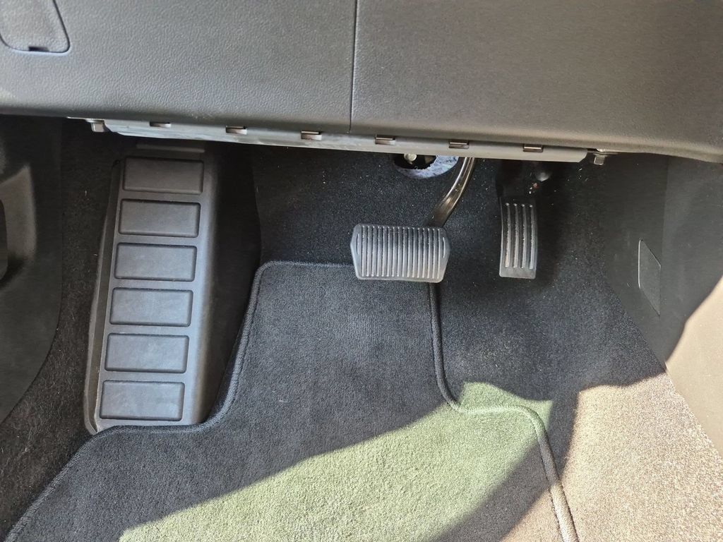 Used 2025 Ford Escape Active FWD image 15