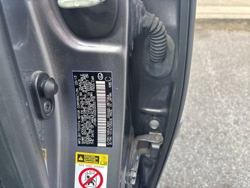 Used 2013 Lexus ES 350 w/ Luxury Pkg FWD image 7