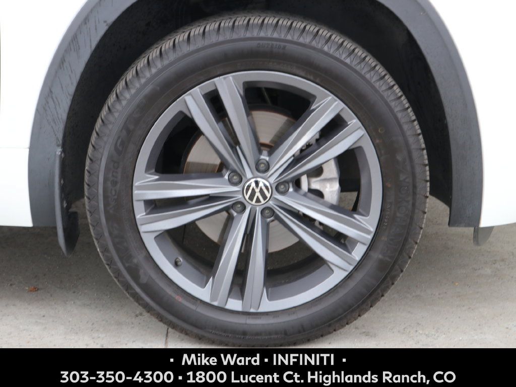 Used 2022 Volkswagen Atlas SEL R-Line AWD/4WD image 4