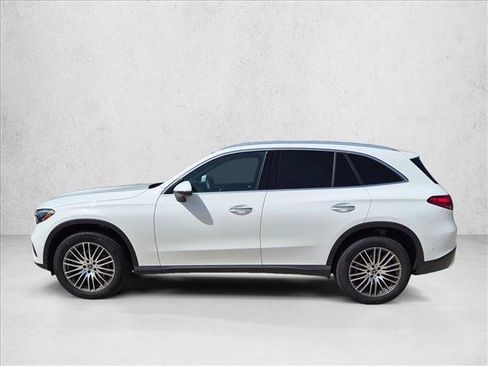 Certified 2026 Mercedes-Benz GLC 300 image 8