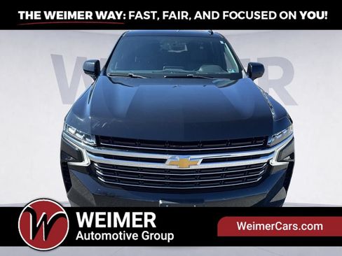 Used 2022 Chevrolet Suburban LT AWD/4WD image 2