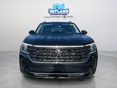 Used 2024 Volkswagen Atlas SEL Premium R-Line AWD/4WD image 8