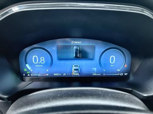 Used 2025 Ford Escape ST-Line Elite w/ Premium Technology Package AWD/4WD image 18