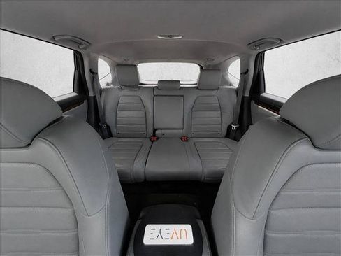 Used 2018 Honda CR-V Touring image 21