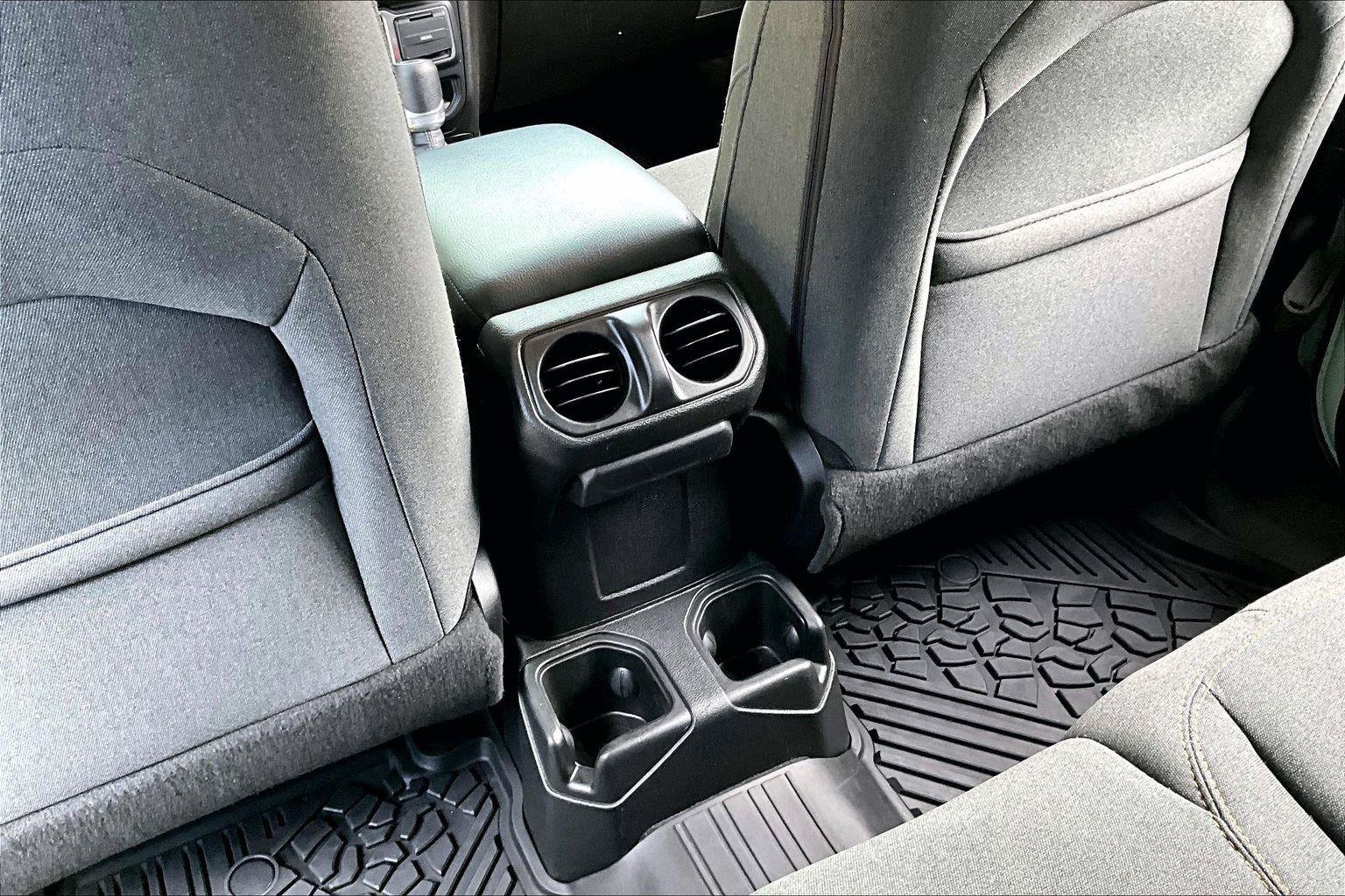 Certified 2024 Jeep Wrangler Unlimited Sport AWD/4WD image 33