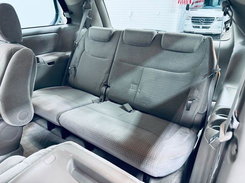 Used 2006 Toyota Sienna CE image 29