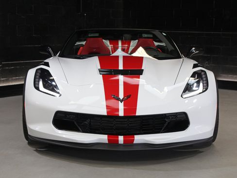 Used 2017 Chevrolet Corvette Grand Sport RWD image 8