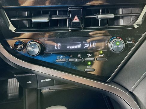Certified 2024 Toyota Camry SE FWD image 15
