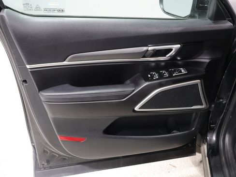 Used 2020 Kia Telluride LX AWD/4WD image 12