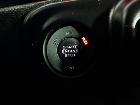 Used 2021 Jeep Wrangler Unlimited Rubicon AWD/4WD image 18