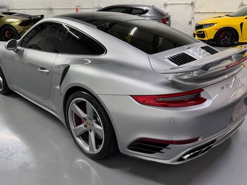 Used 2017 Porsche 911 4 Coupe AWD/4WD image 20