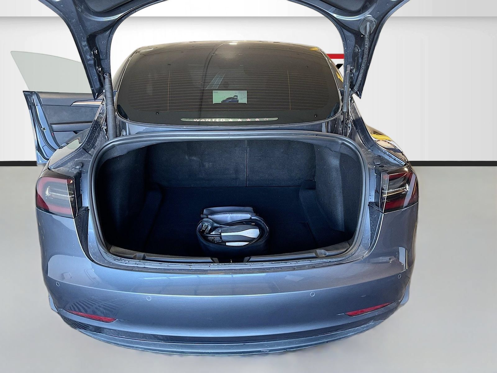 Used 2022 Tesla Model 3 Performance AWD/4WD image 25