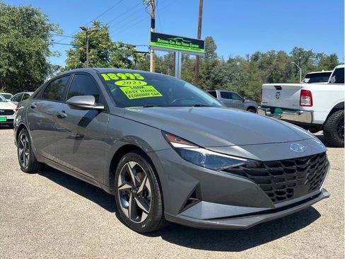 Used 2023 Hyundai Elantra SEL w/ Convenience Package FWD image 1