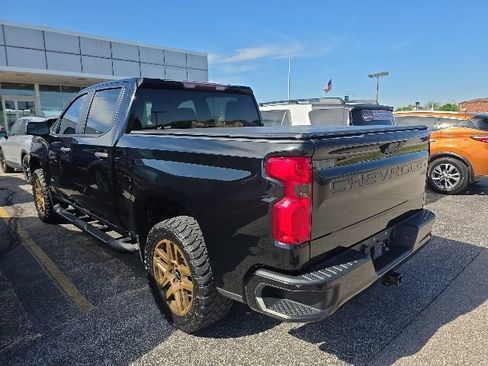 Used 2020 Chevrolet Silverado 1500 Custom w/ Rally Edition RWD image 2