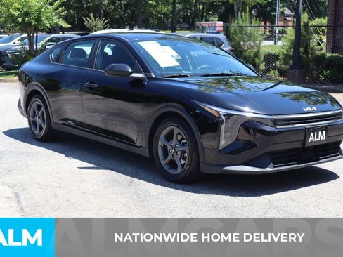 Used 2025 Kia K4 FWD image 5