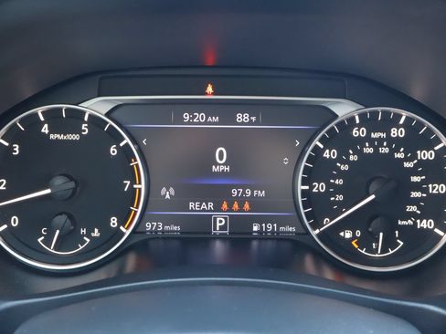 Used 2026 Nissan Altima 2.5 SV AWD/4WD image 9