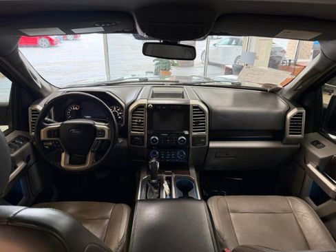 Used 2015 Ford F150 Lariat w/ Equipment Group 502A Luxury AWD/4WD image 14