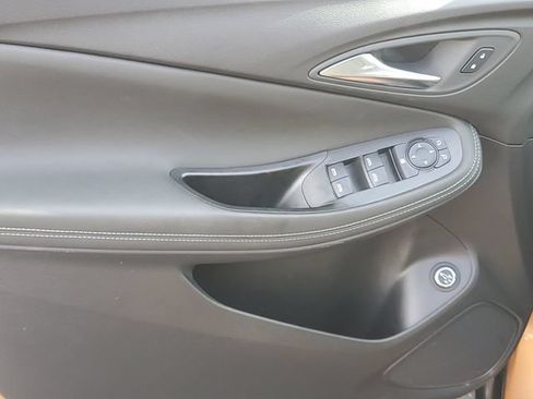 Used 2024 Buick Encore GX Preferred FWD image 15
