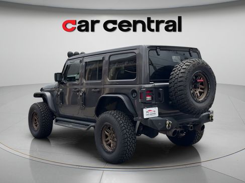 Used 2021 Jeep Wrangler Unlimited Sport AWD/4WD image 3