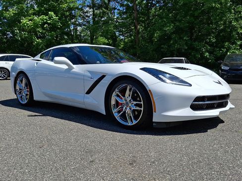 Used 2019 Chevrolet Corvette Stingray Coupe w/ 2LT Preferred Equipment Group RWD image 7