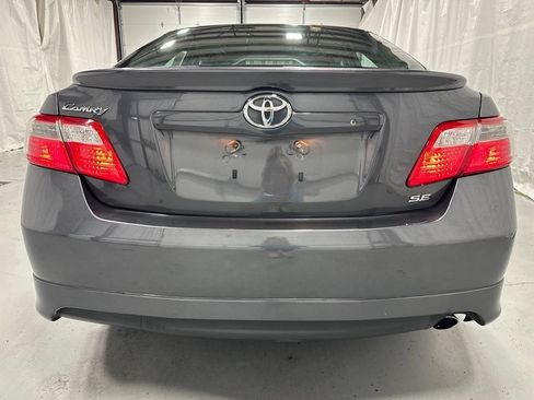 Used 2009 Toyota Camry SE FWD image 6
