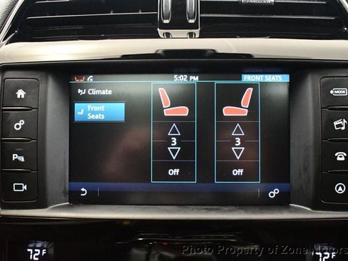 Used 2017 Jaguar XE Premium image 46