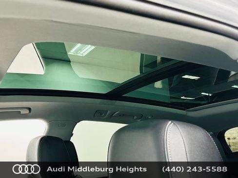 Certified 2024 Audi Q5 e Premium Plus AWD/4WD image 21
