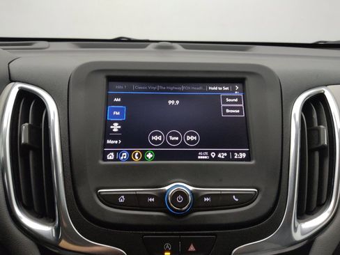 Used 2024 Chevrolet Equinox LS w/ LS Convenience Package image 25