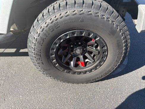 Used 2009 Jeep Wrangler X image 9