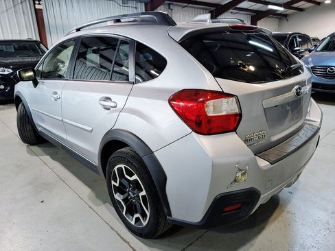 Used 2017 Subaru Crosstrek 2.0i Premium AWD/4WD image 6