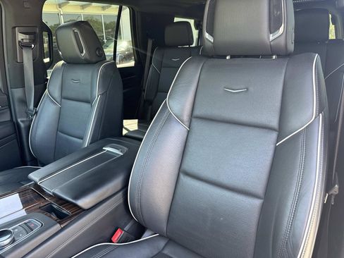 Used 2023 Cadillac Escalade Premium Luxury w/ LPO, Floor Liner Package AWD/4WD image 22