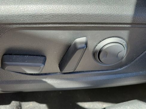 Used 2024 Kia Sportage EX image 16