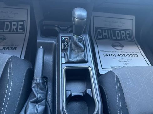 Used 2022 Toyota Tacoma TRD Sport image 25