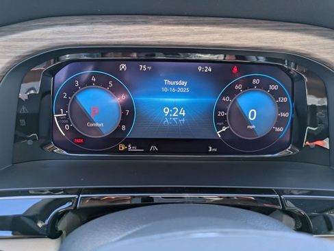 New 2026 Volkswagen Atlas SE FWD image 28