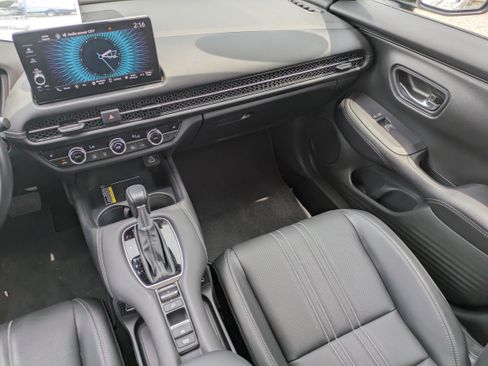 Used 2023 Honda HR-V EX-L image 14