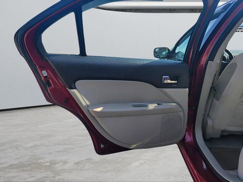 Used 2008 Ford Fusion SE FWD image 22