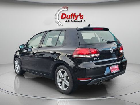 Used 2014 Volkswagen Golf 4-Door image 16
